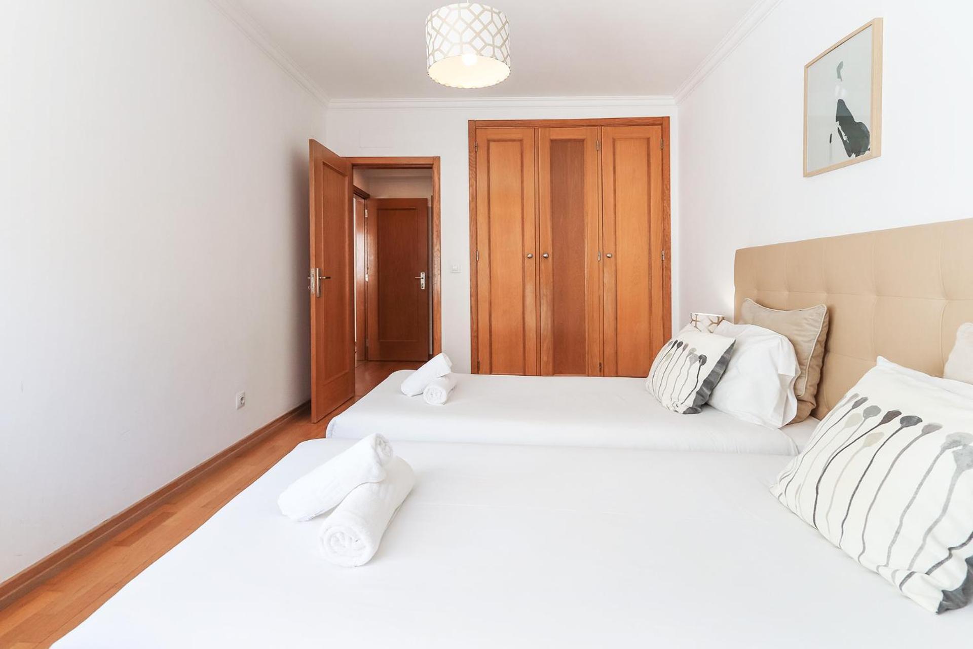 Laranjeiras Design By Homing Apartment Lisbon Bagian luar foto