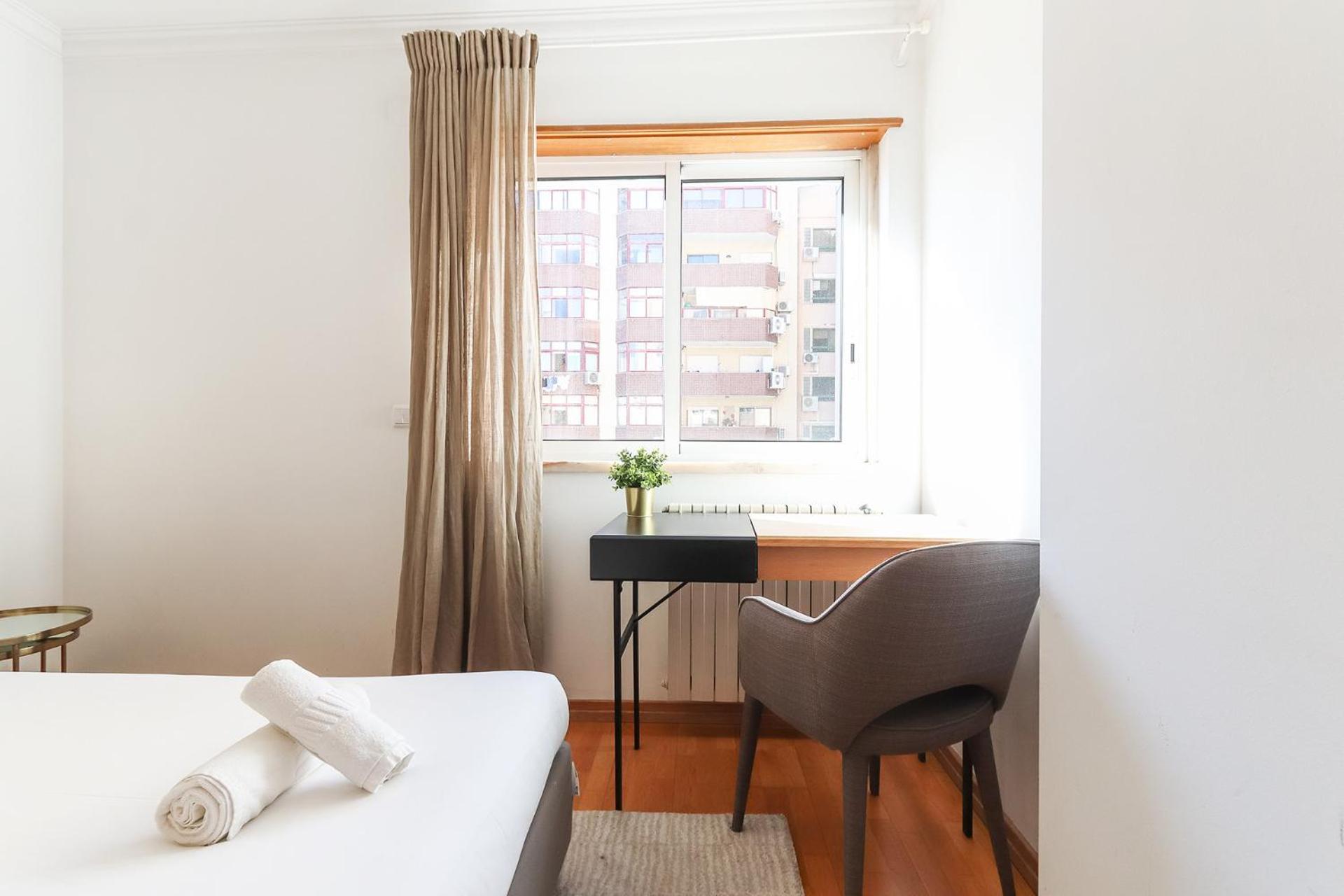 Laranjeiras Design By Homing Apartment Lisbon Bagian luar foto